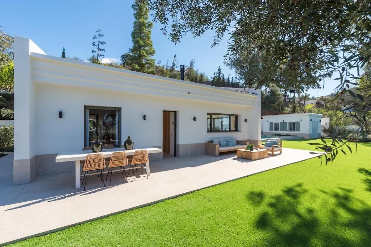 Casa Rural Acogedora Y Con Estilo Malaga Villa
