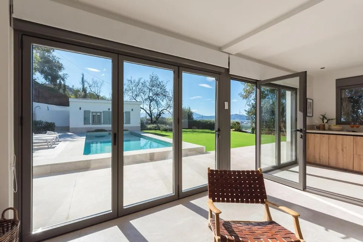 Casa Rural Acogedora Y Con Estilo Malaga
