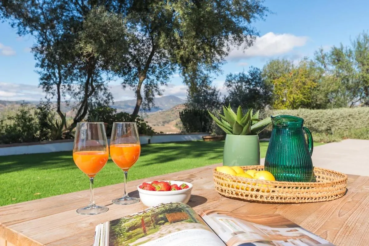 Villa Casa Rural Acogedora Y Con Estilo Malaga